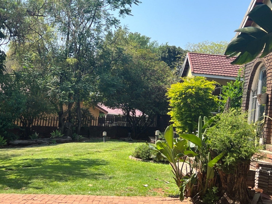 5 Bedroom Property for Sale in Elandsrand North West